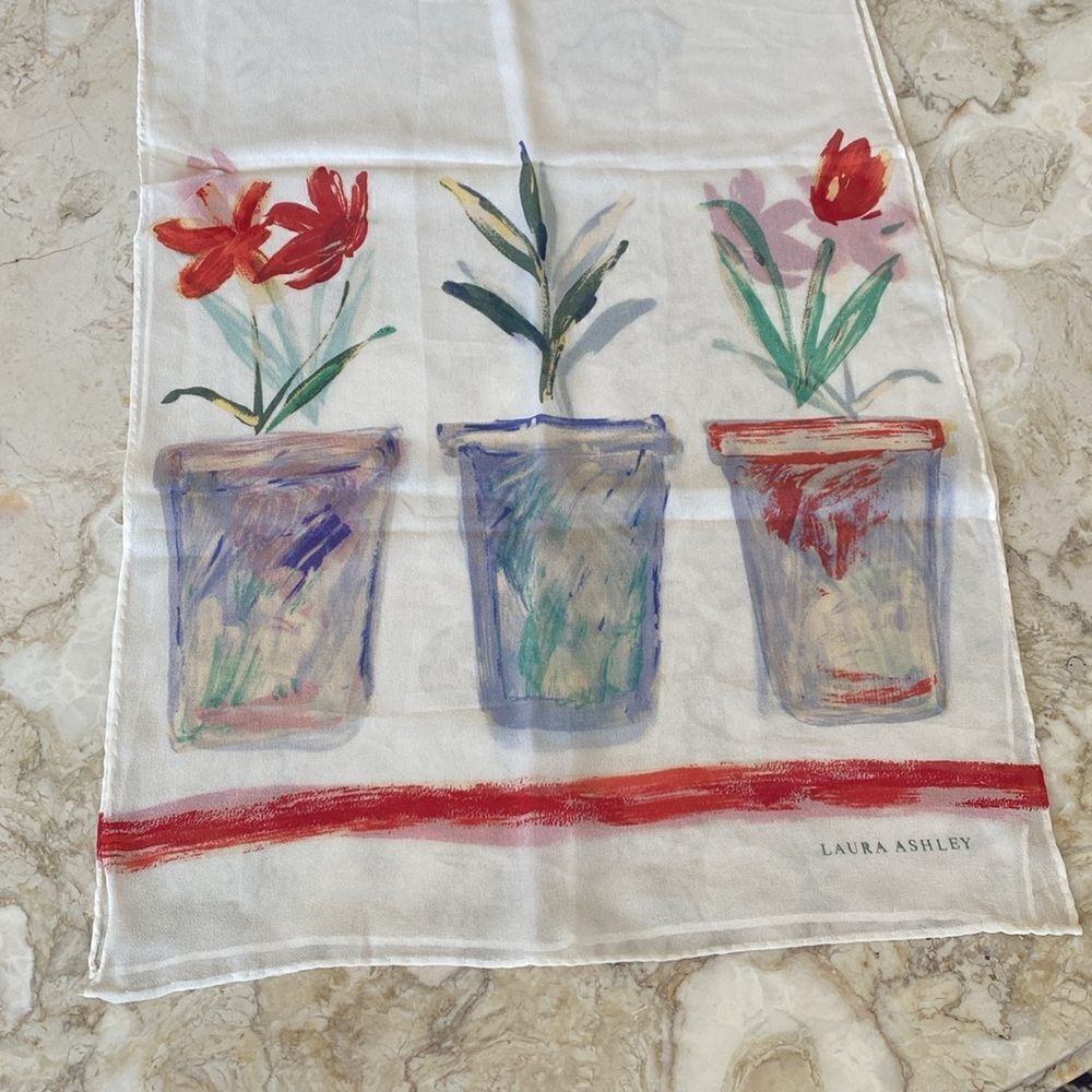 Laura Ashley Light Floral Rectangular Scarf - Picture 5 of 6